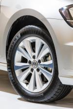 Volkswagen Golf TSI 5-Door 2017 года (AU)